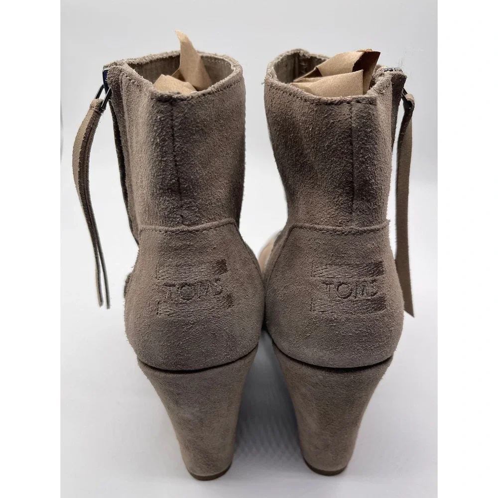 TOMS Desert Wedge Taupe‎ Suede Croc Embossed Ankle Boots 6.5 300515